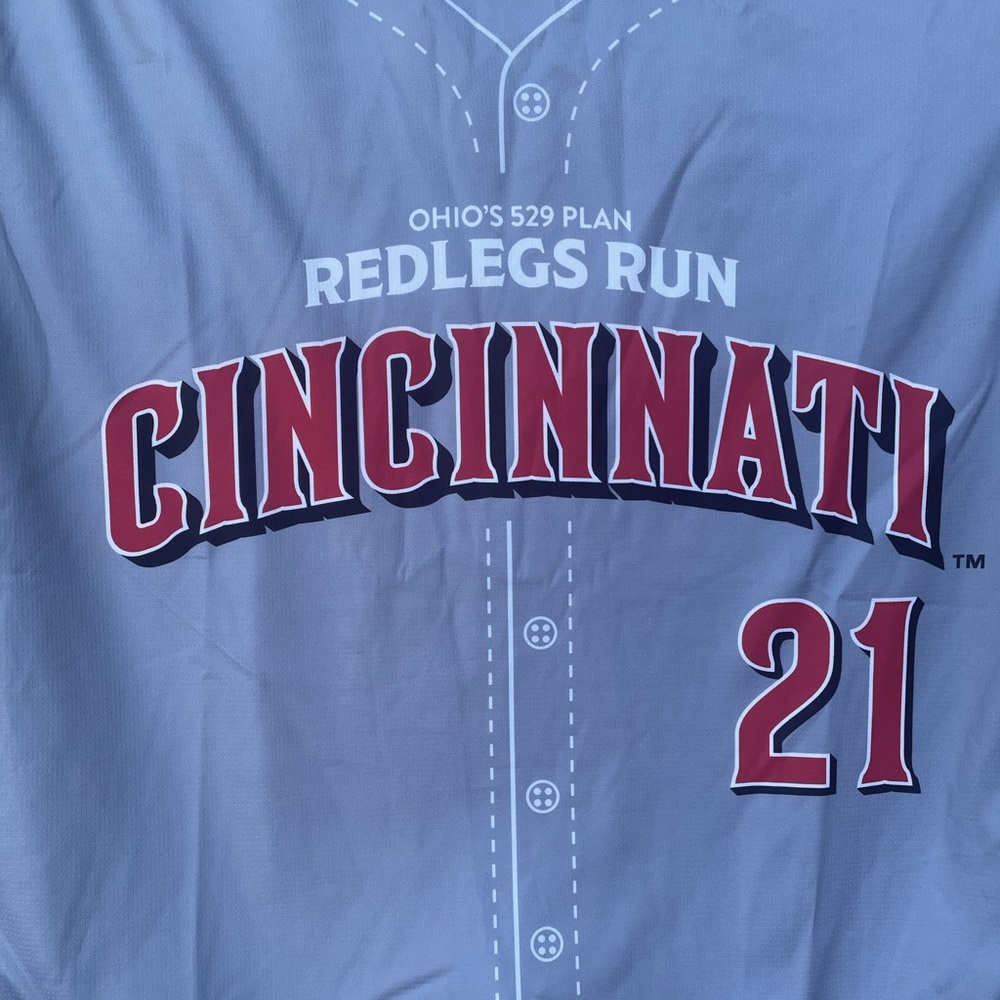 Cincinnati Reds Jersey look shirt - Size S